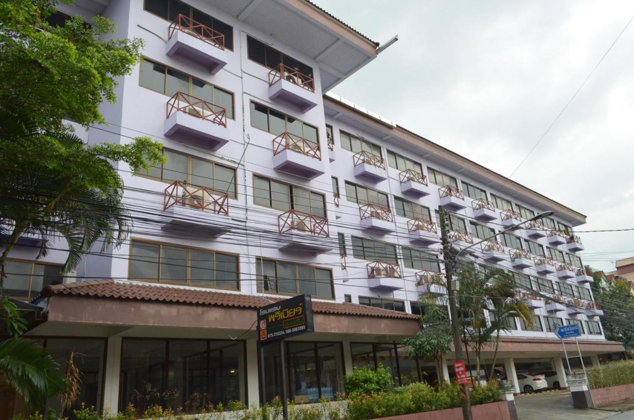 Premier Hotel Nakhon Si Thammarat Exterior photo